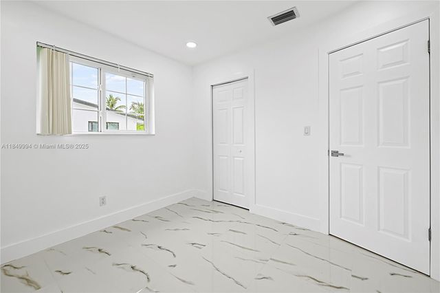 1465 NW 192nd Ter, Miami Gardens, FL 33169