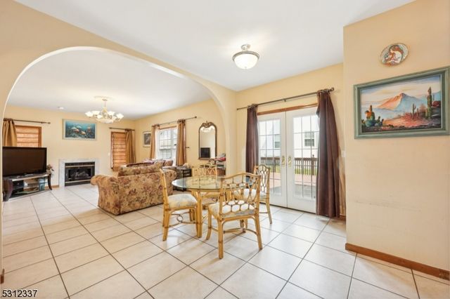 937 Roosevelt Ave, Union Twp., NJ 07083