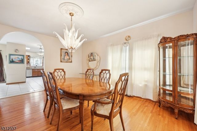 937 Roosevelt Ave, Union Twp., NJ 07083