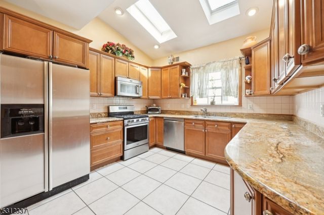 937 Roosevelt Ave, Union Twp., NJ 07083