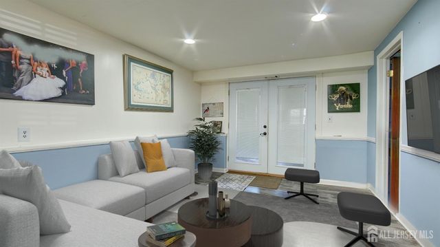 1 S Shore Boulevard, Monroe, NJ 08831