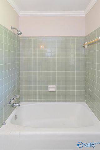 3226 Lewisburg Drive, Huntsville, AL 35811