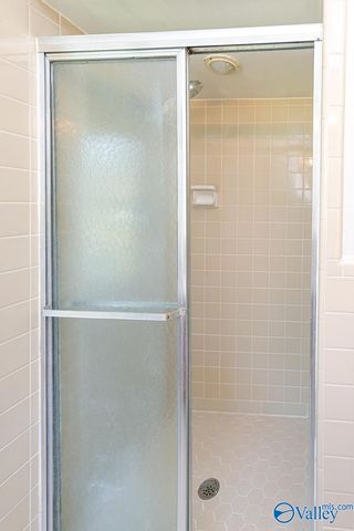 3226 Lewisburg Drive, Huntsville, AL 35811