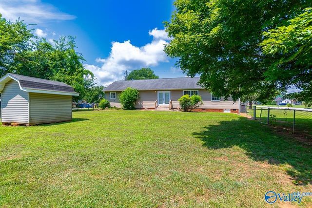 3226 Lewisburg Drive, Huntsville, AL 35811