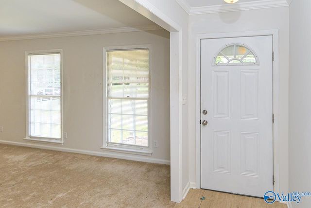 3226 Lewisburg Drive, Huntsville, AL 35811