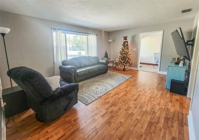 2207 LAUREL STREET, Palatka, FL 32177