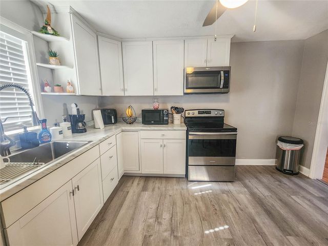 2207 LAUREL STREET, Palatka, FL 32177