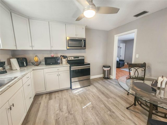 2207 LAUREL STREET, Palatka, FL 32177