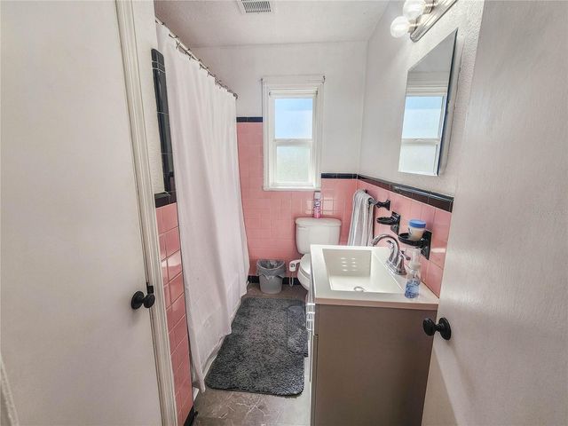 2207 LAUREL STREET, Palatka, FL 32177