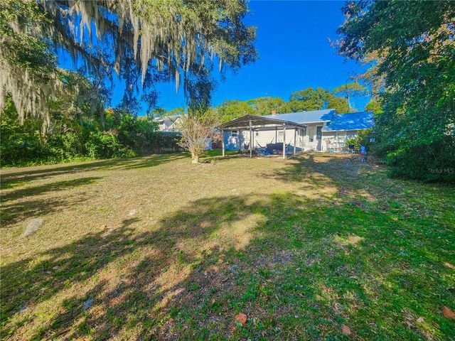 2207 LAUREL STREET, Palatka, FL 32177