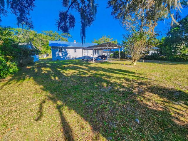 2207 LAUREL STREET, Palatka, FL 32177