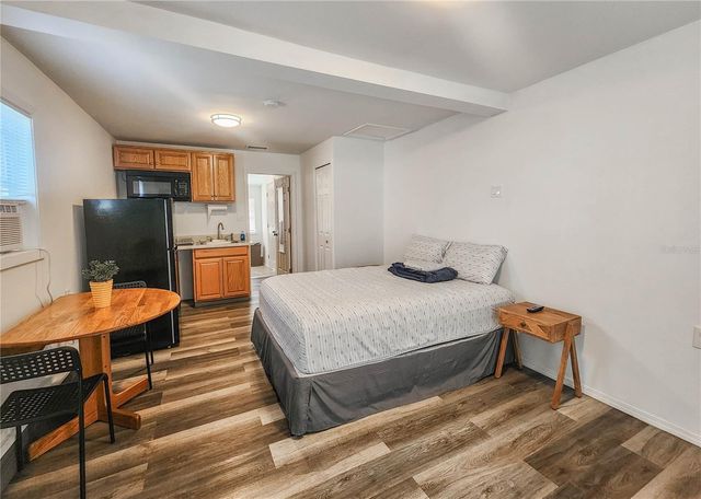 2207 LAUREL STREET, Palatka, FL 32177