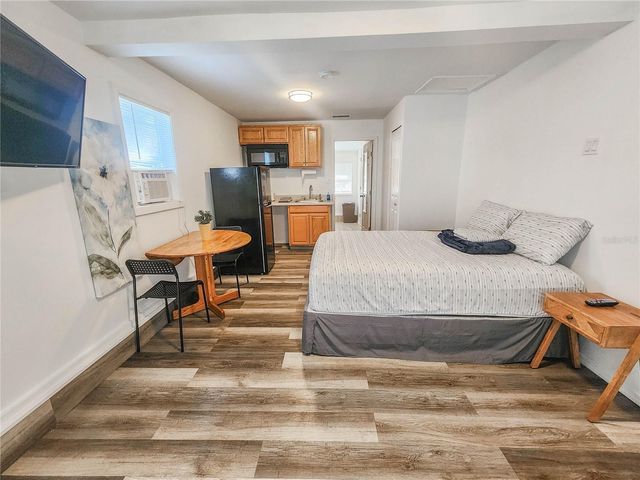 2207 LAUREL STREET, Palatka, FL 32177