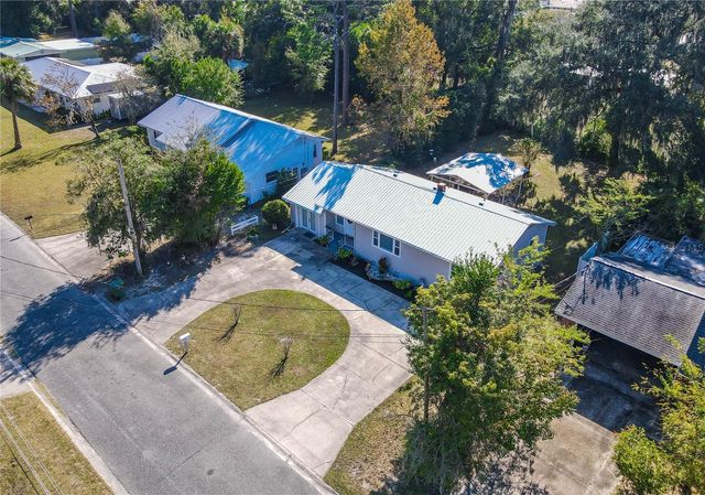 2207 LAUREL STREET, Palatka, FL 32177