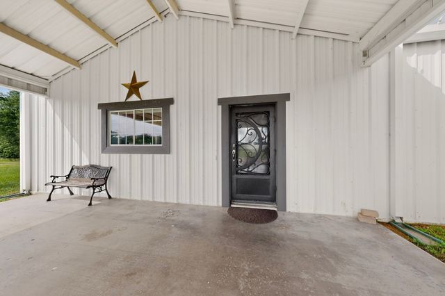 400 Van Zant County Road 113, Grand Saline, TX 75140