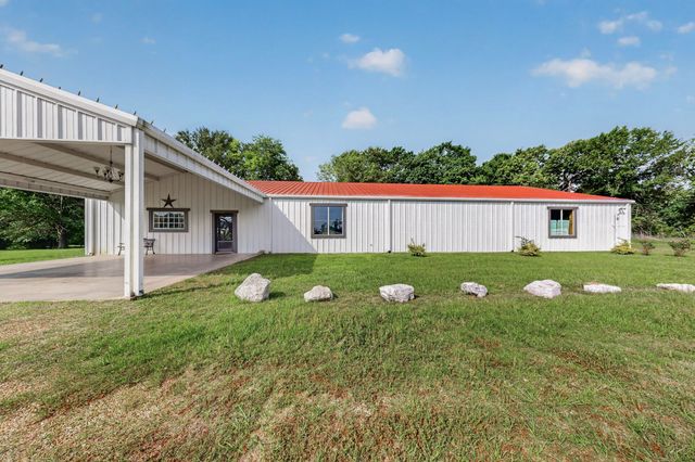 400 Van Zant County Road 113, Grand Saline, TX 75140