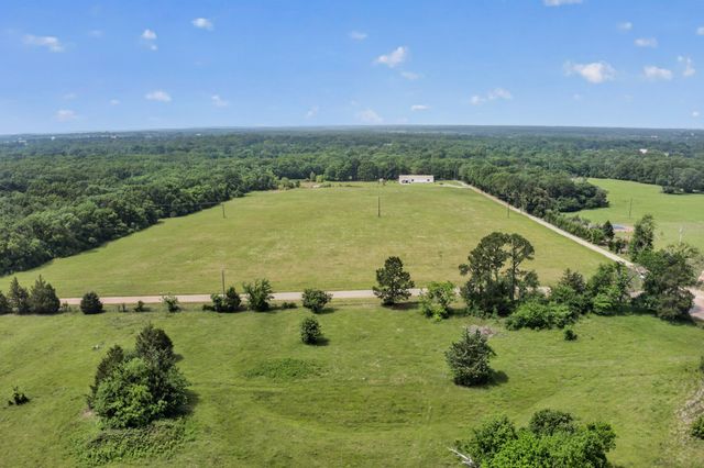 400 Van Zant County Road 113, Grand Saline, TX 75140