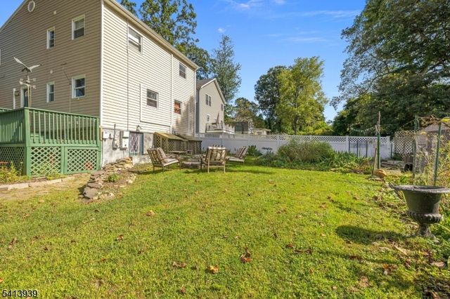 19 W River Styx Rd, Hopatcong Boro, NJ 07843
