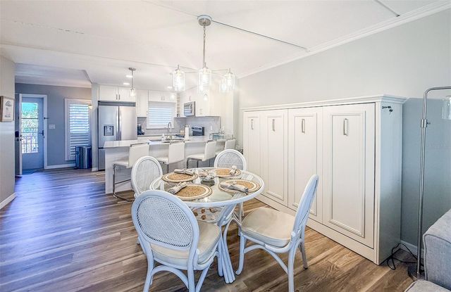 845 BENJAMIN FRANKLIN DRIVE 202, Sarasota, FL 34236
