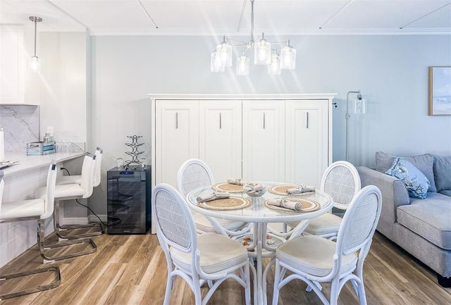 845 BENJAMIN FRANKLIN DRIVE 202, Sarasota, FL 34236