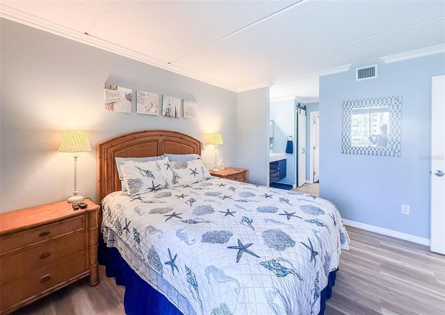 845 BENJAMIN FRANKLIN DRIVE 202, Sarasota, FL 34236