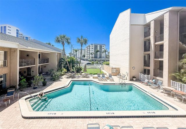 845 BENJAMIN FRANKLIN DRIVE 202, Sarasota, FL 34236