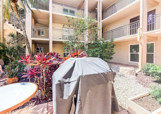845 BENJAMIN FRANKLIN DRIVE 202, Sarasota, FL 34236