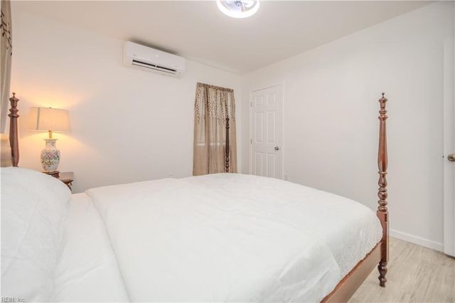 138 D View Ave Apt 1, Norfolk, VA 23503