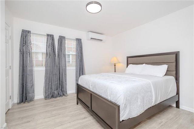 138 D View Ave Apt 1, Norfolk, VA 23503