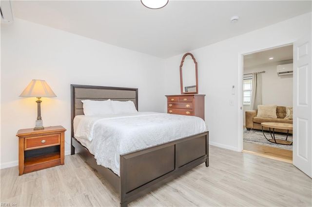 138 D View Ave Apt 1, Norfolk, VA 23503