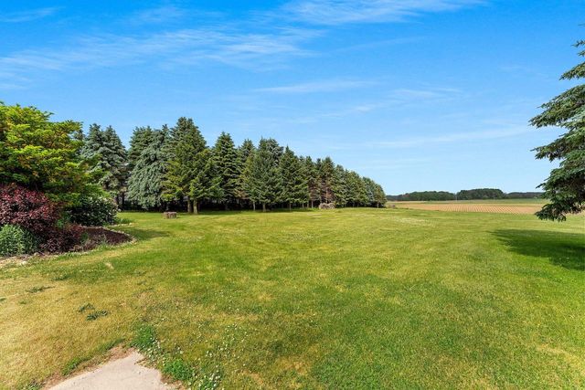 8735 County Highway B, Two Rivers, WI 54241