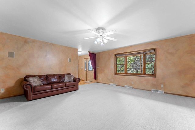 8735 County Highway B, Two Rivers, WI 54241