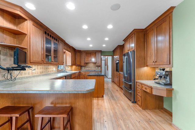 8735 County Highway B, Two Rivers, WI 54241