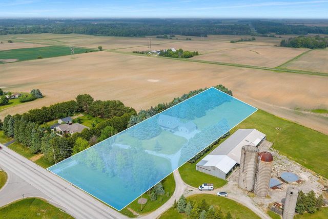 8735 County Highway B, Two Rivers, WI 54241