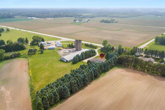 8735 County Highway B, Two Rivers, WI 54241