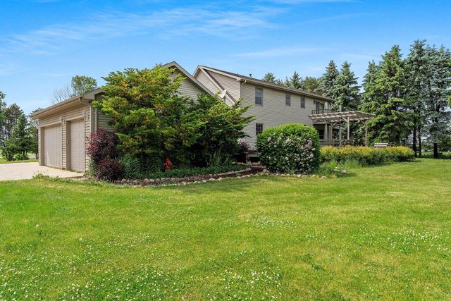 8735 County Highway B, Two Rivers, WI 54241