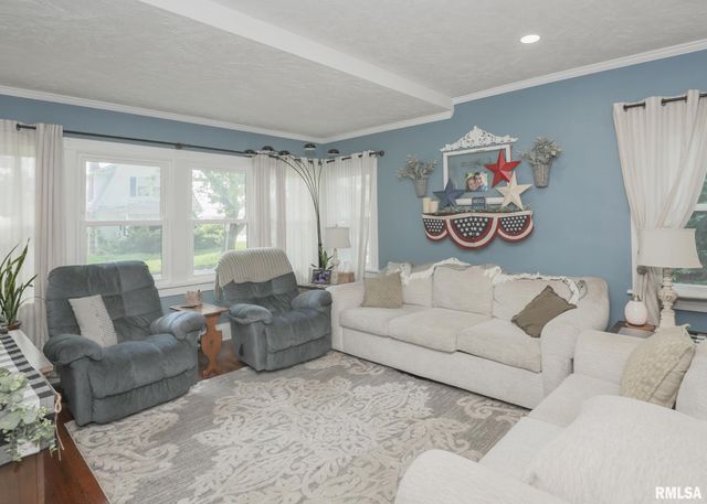 2131 15TH Street A, Moline, IL 61265