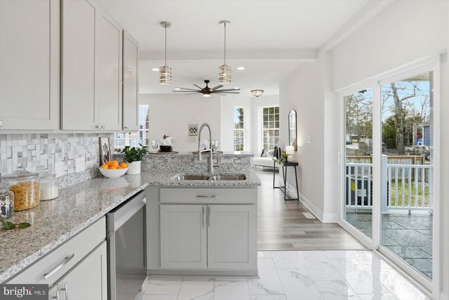 15 S MAULDIN AVE, North East, MD 21901