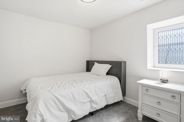 15 S MAULDIN AVE, North East, MD 21901