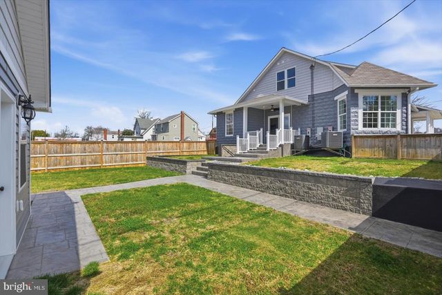 15 S MAULDIN AVE, North East, MD 21901