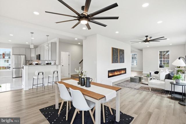 15 S MAULDIN AVE, North East, MD 21901