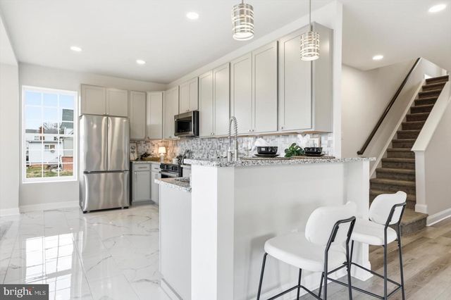 15 S MAULDIN AVE, North East, MD 21901