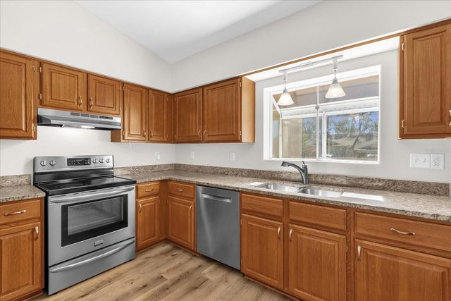 9028 VILLAGE GREEN BOULEVARD, Clermont, FL 34711