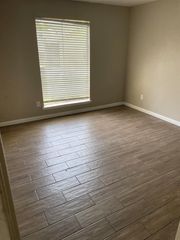 5625 Antoine Drive 1406, Houston, TX 77091