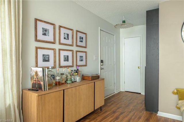 1321 Waybridge Lane, Winston-salem, NC 27103