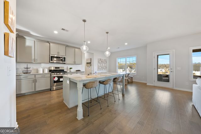 2001 Hereford Lane 33, Columbus, GA 31904