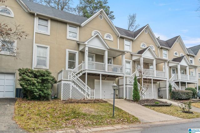 5422 WHISPER WOOD CIRCLE, Hoover, AL 35226