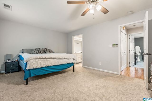 5422 WHISPER WOOD CIRCLE, Hoover, AL 35226