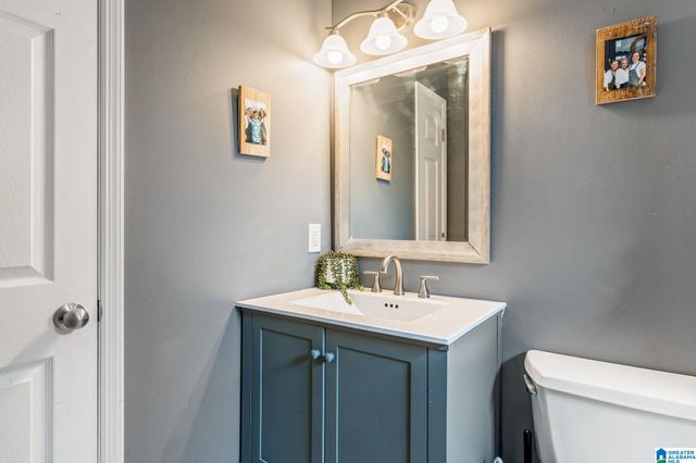 5422 WHISPER WOOD CIRCLE, Hoover, AL 35226