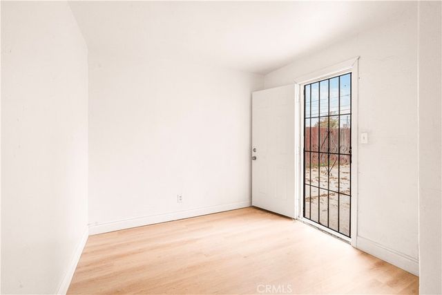 407 4th, Bakersfield, CA 93304